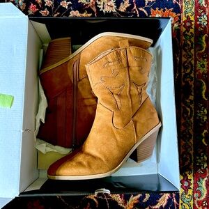 Torrid Size 10 Brown Western Bootie